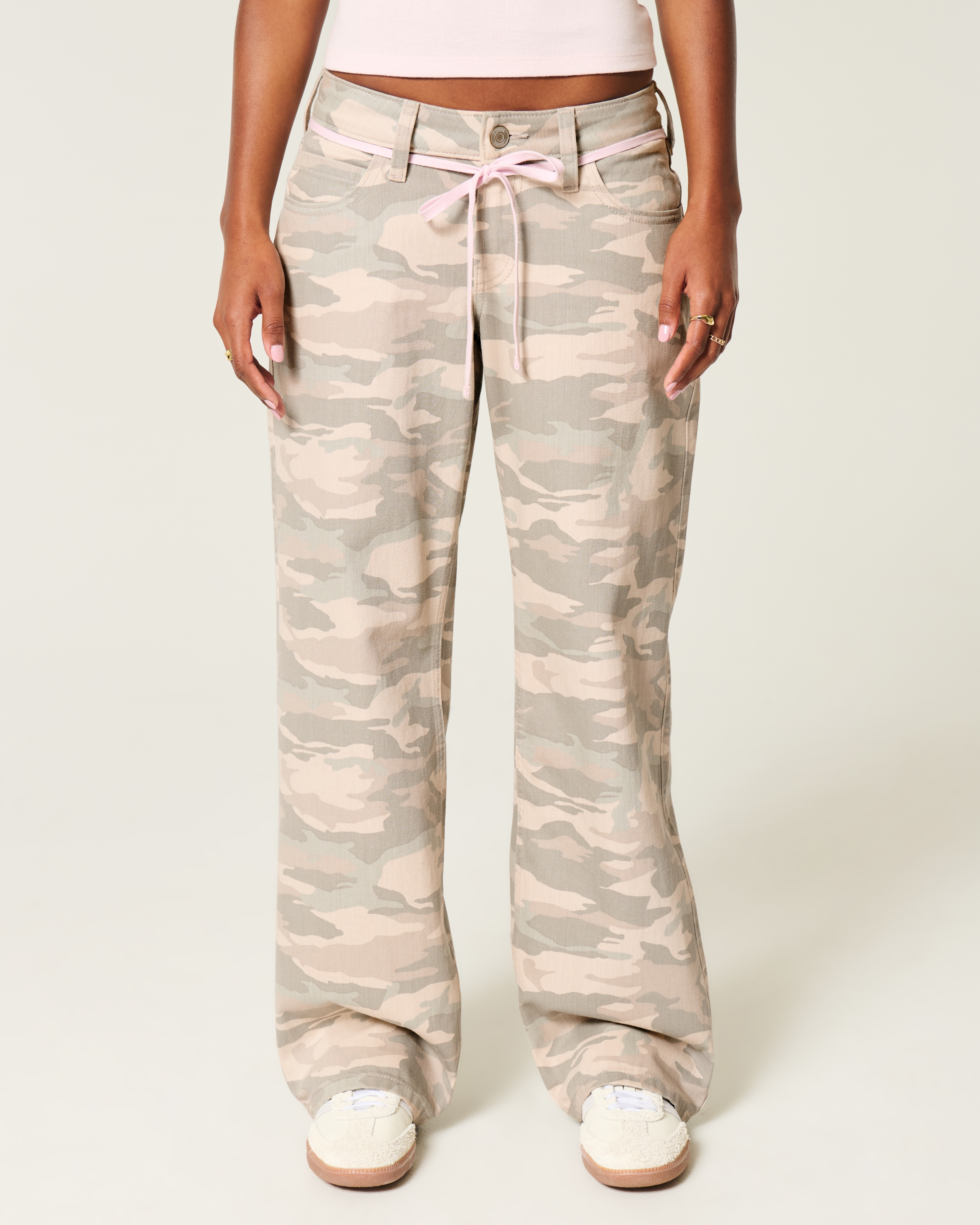 Женские джинсы Hollister Low-Rise Pink Shoelace Camo Baggy Jeans — фото 3