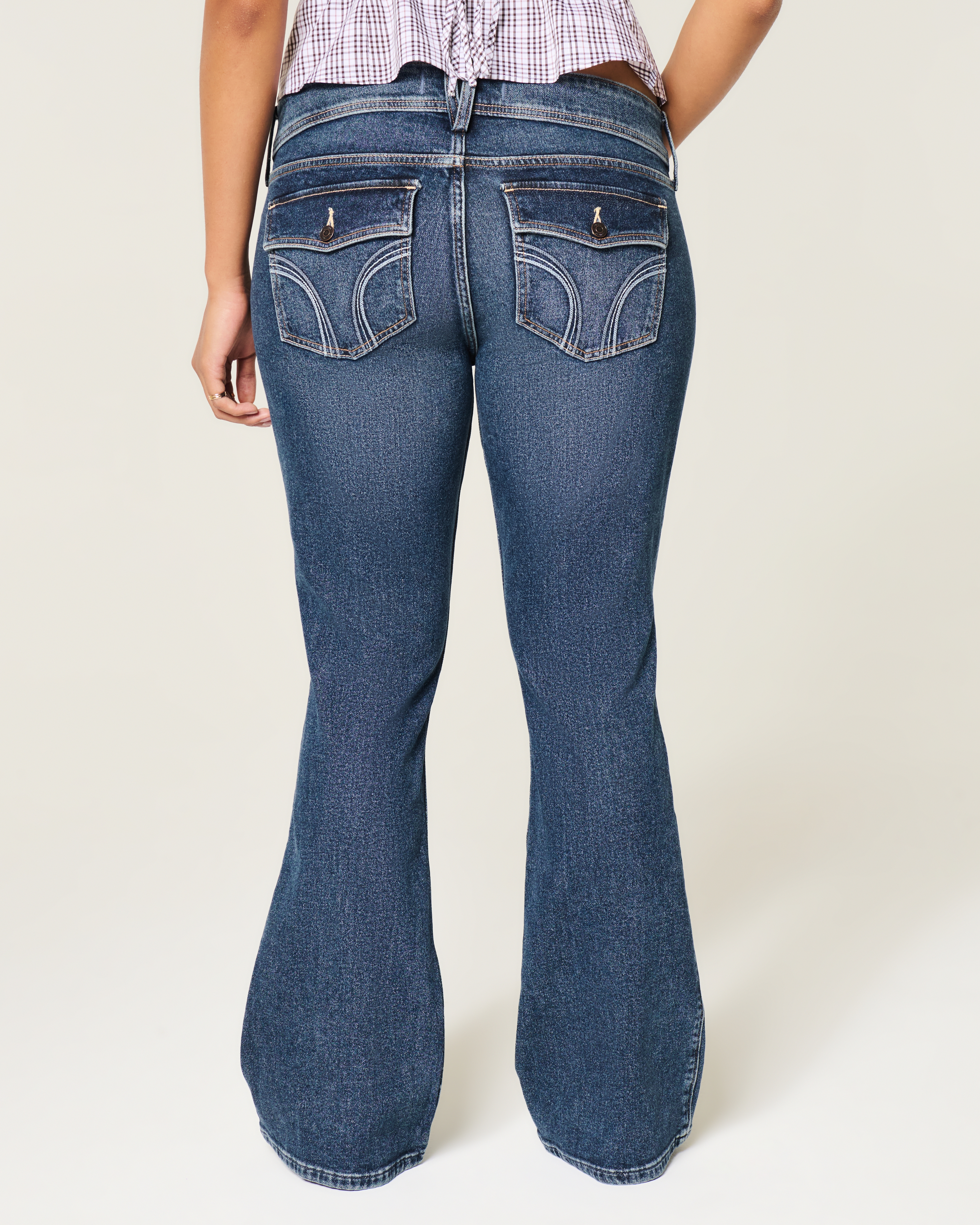 Женские джинсы Hollister Low-Rise Light Wash Bootcut Jeans — фото 4