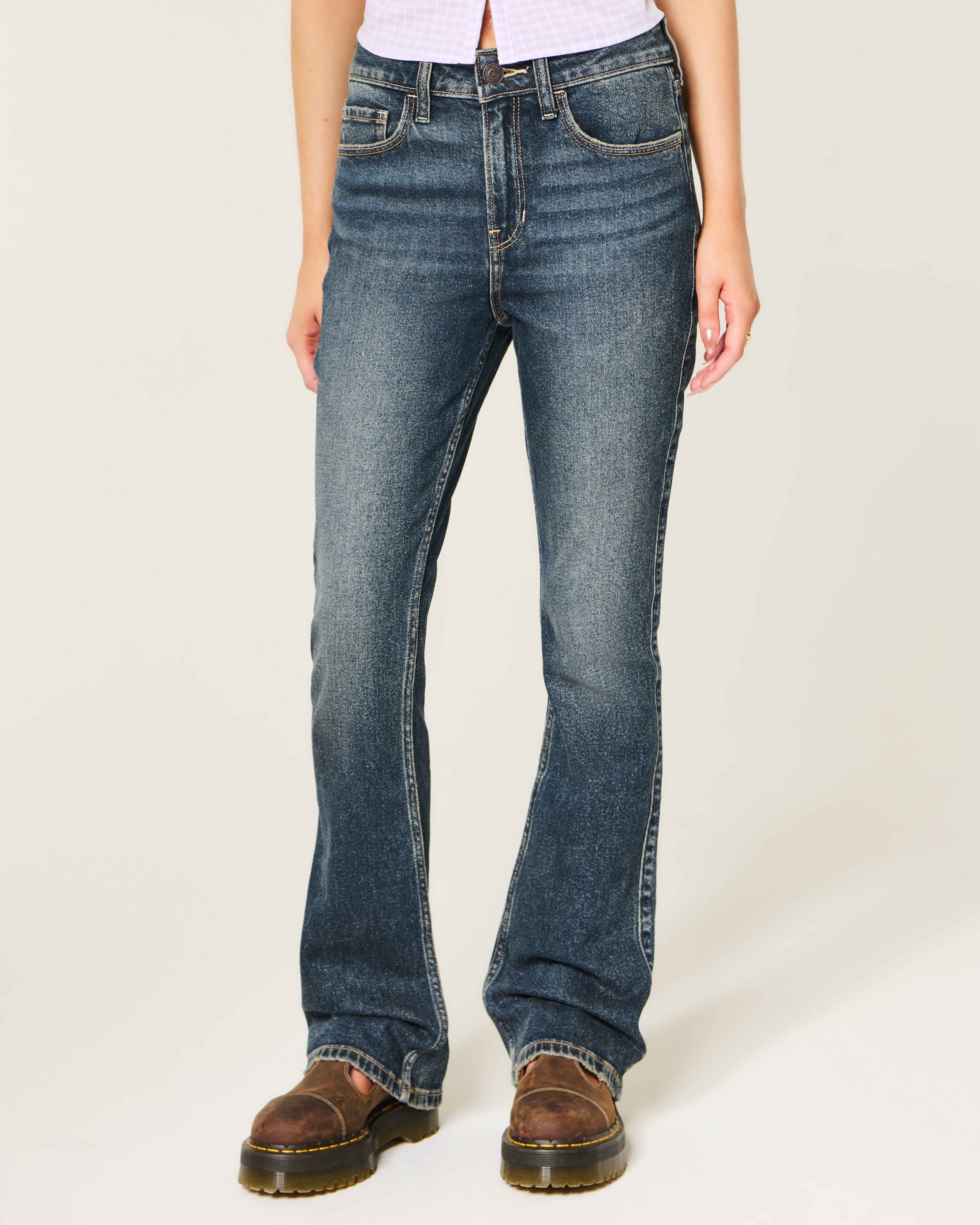Женские джинсы Hollister High-Rise Medium Wash Bootcut Jeans — фото 3