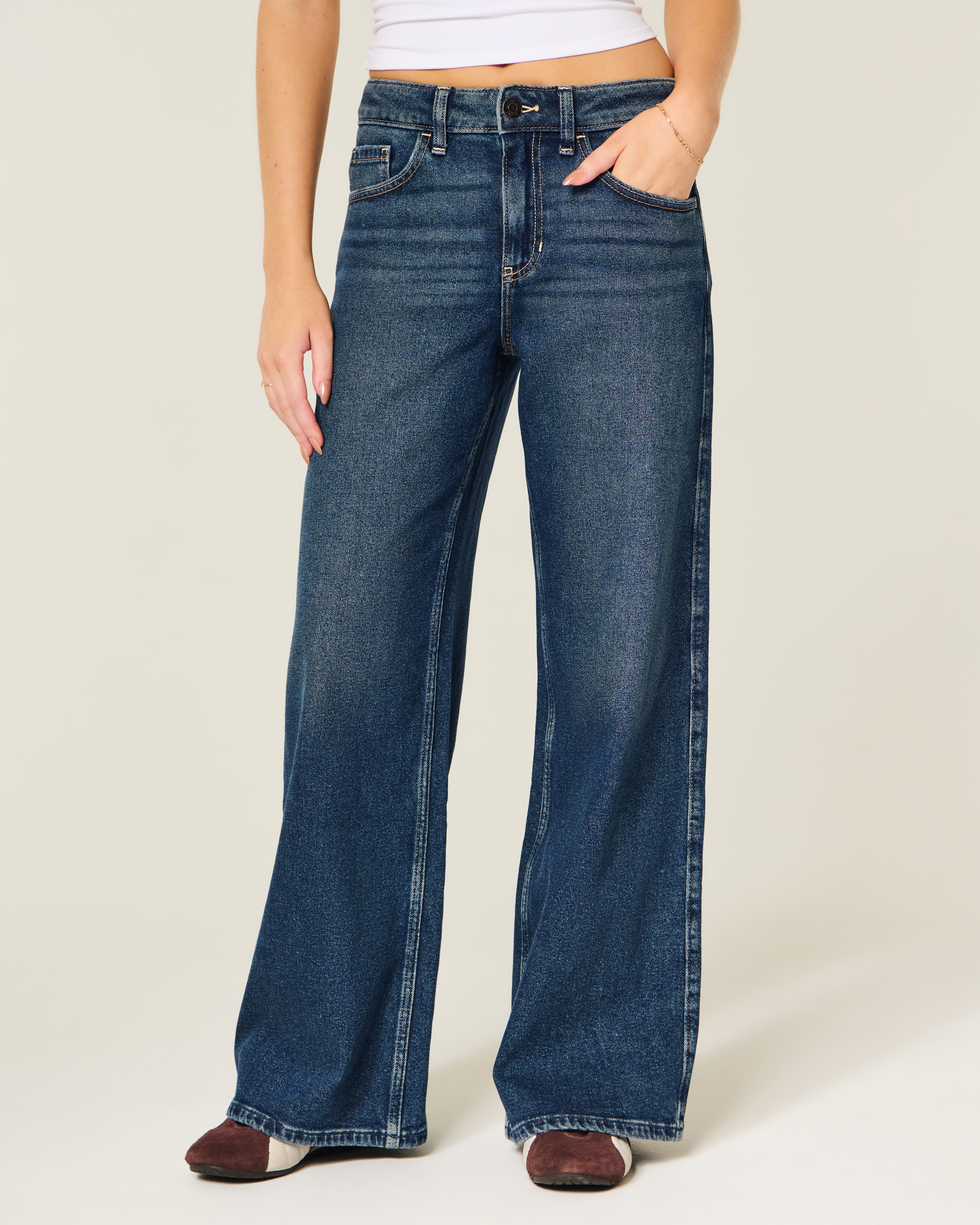 Женские джинсы Hollister High-Rise Wide-Leg, цвет: Тёмный — фото 3