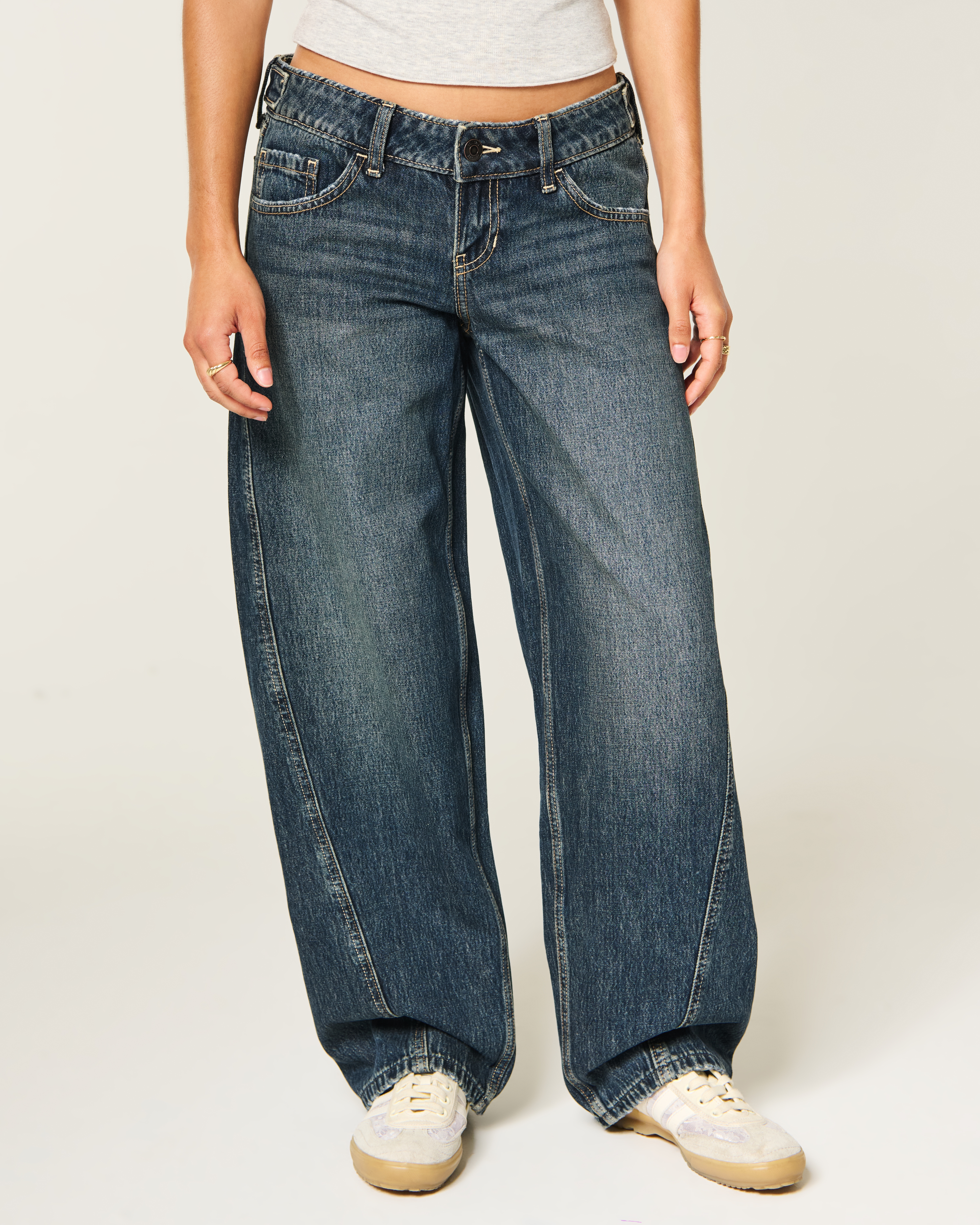 Женские джинсы Hollister Andi Adjustable Waist Ultra Low-Rise Distressed Barrel Jeans — фото 3