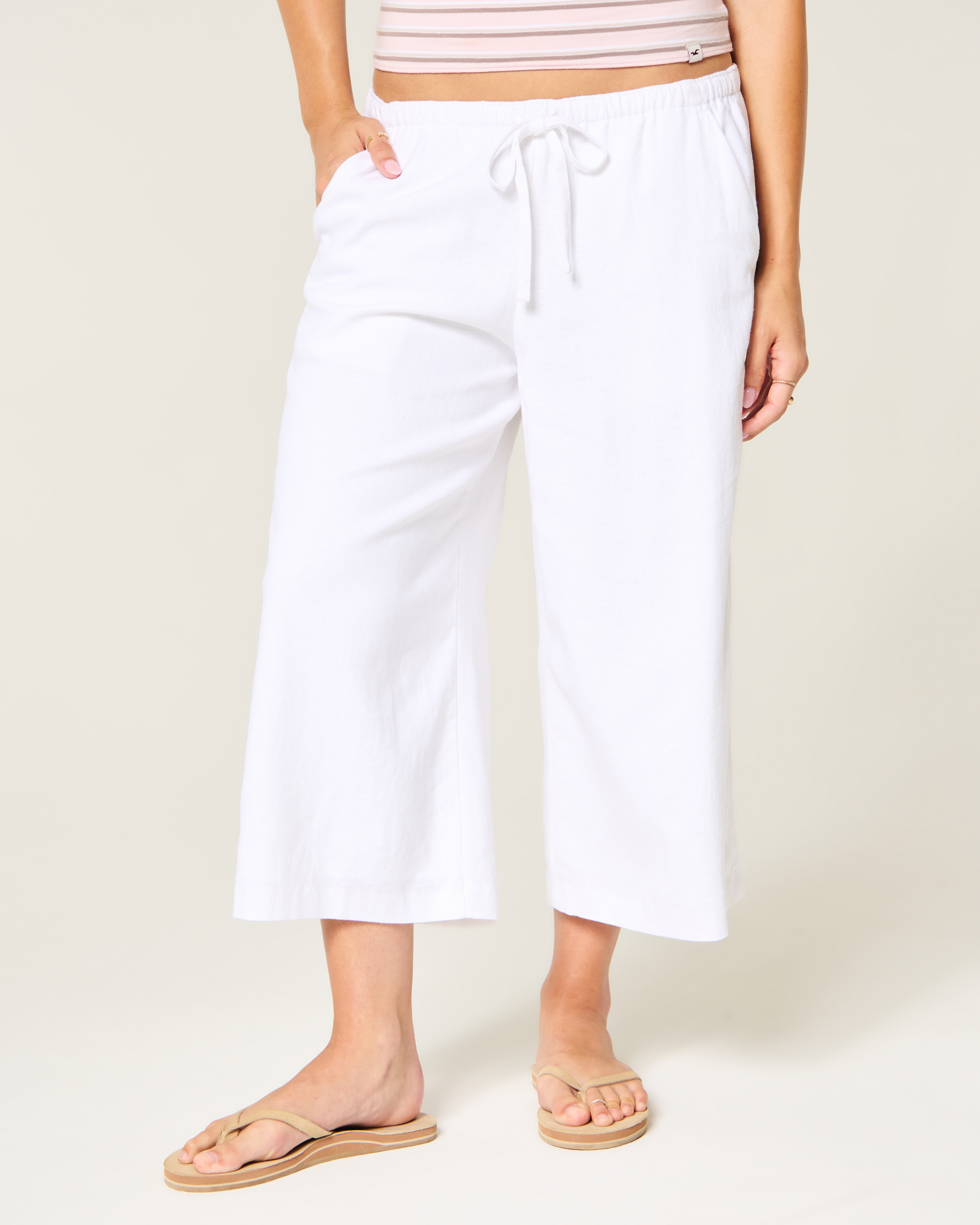 Женские брюки Hollister Low-Rise Linen-Blend Baggy Capri, цвет: Белый — фото 3
