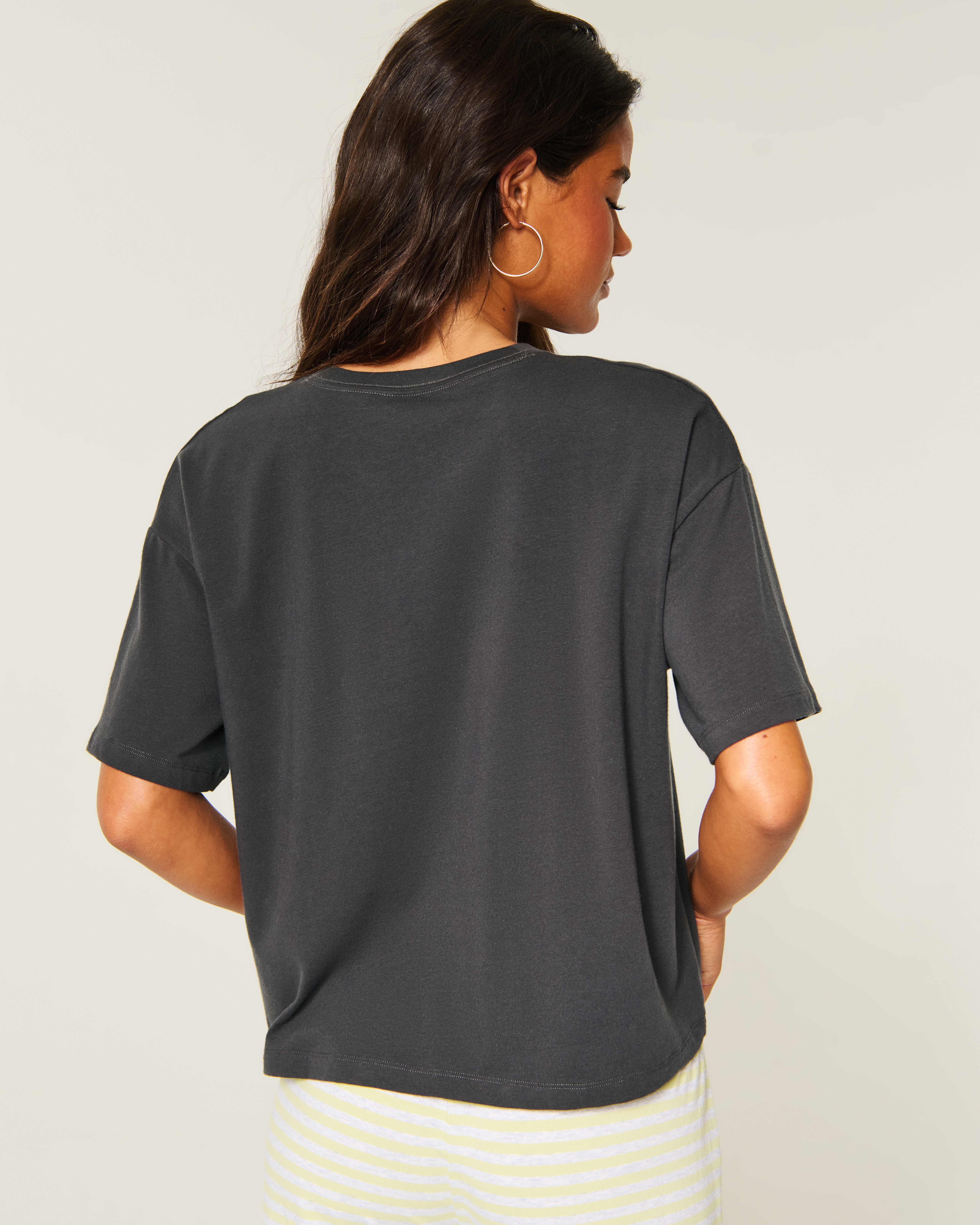 Женские футболки Hollister Easy Crew T-Shirt — фото 3