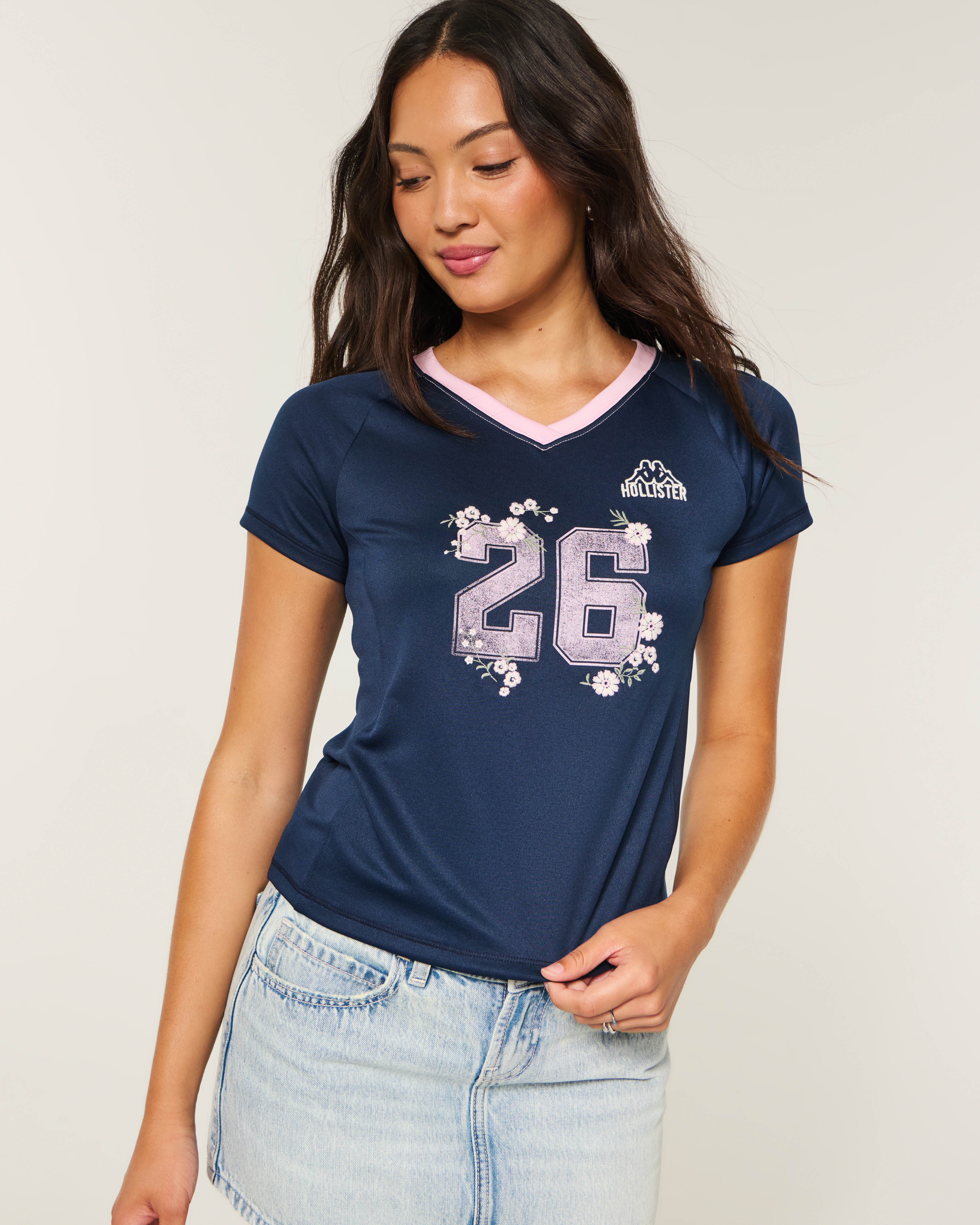 Женские футболки Hollister + Kappa Graphic Soccer Tee — фото 3