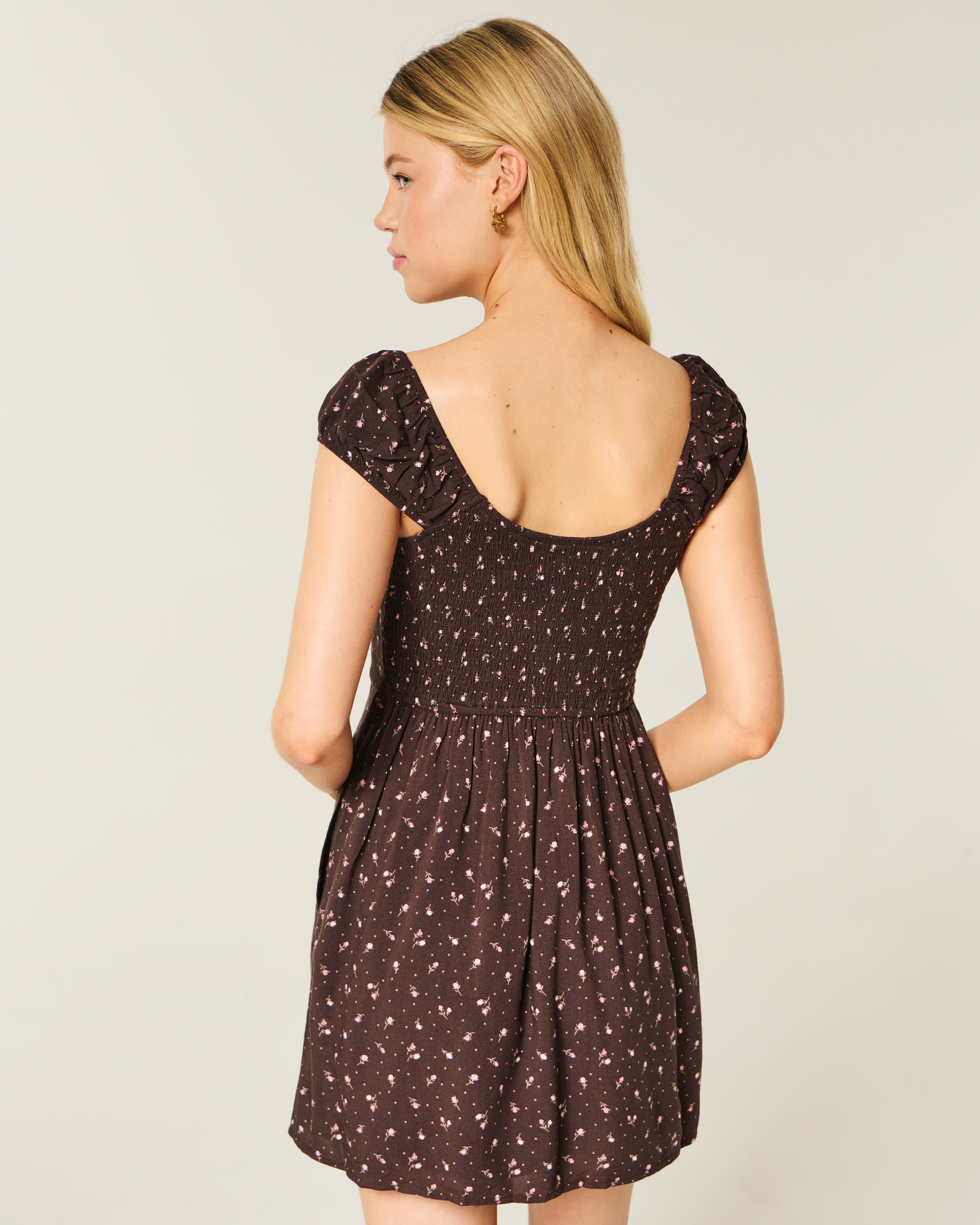 Женские платья Hollister Short-Sleeve Button Front Mini Dress — фото 3