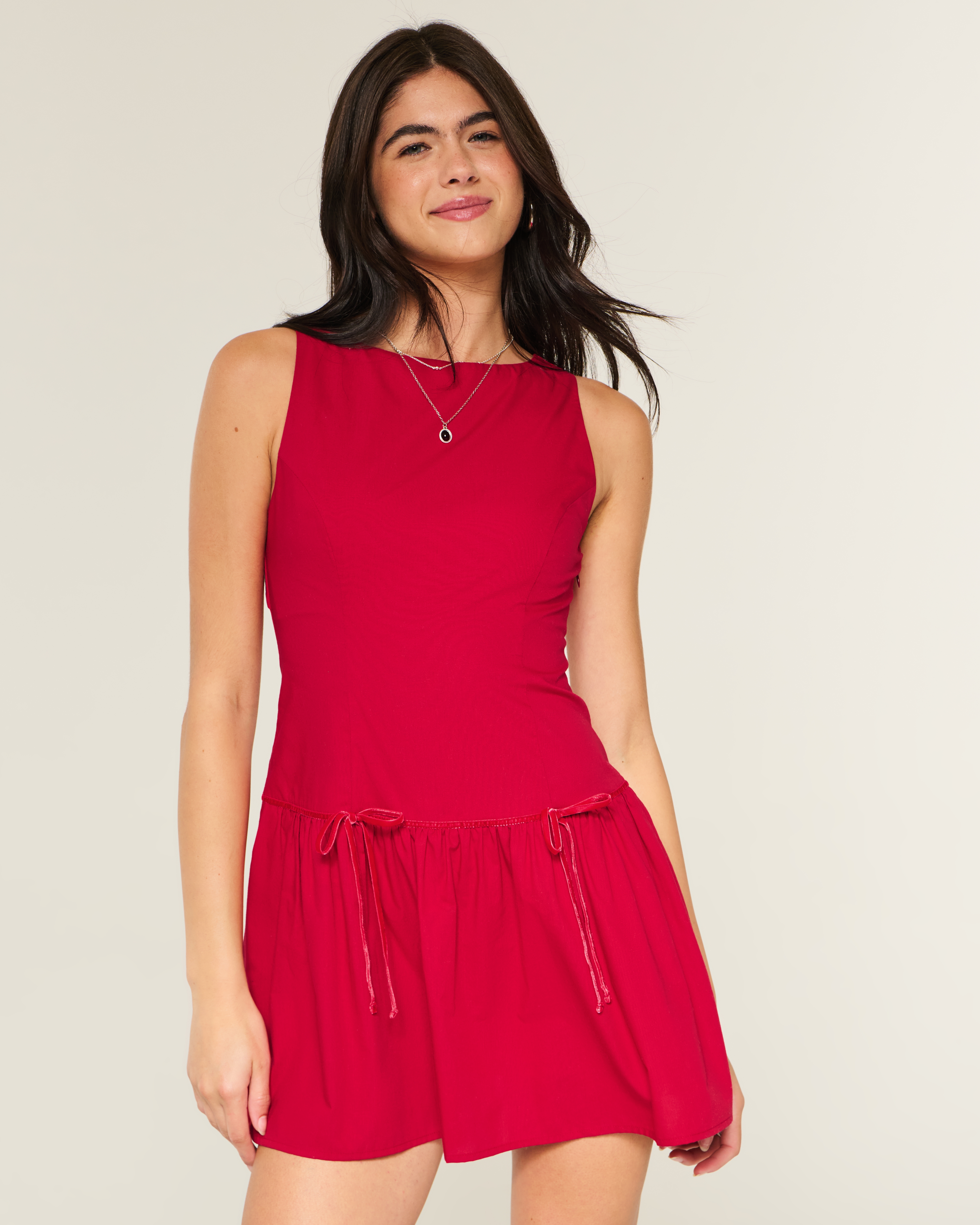 Женские платья Hollister High-Neck Drop Waist Skort Dress — фото 2