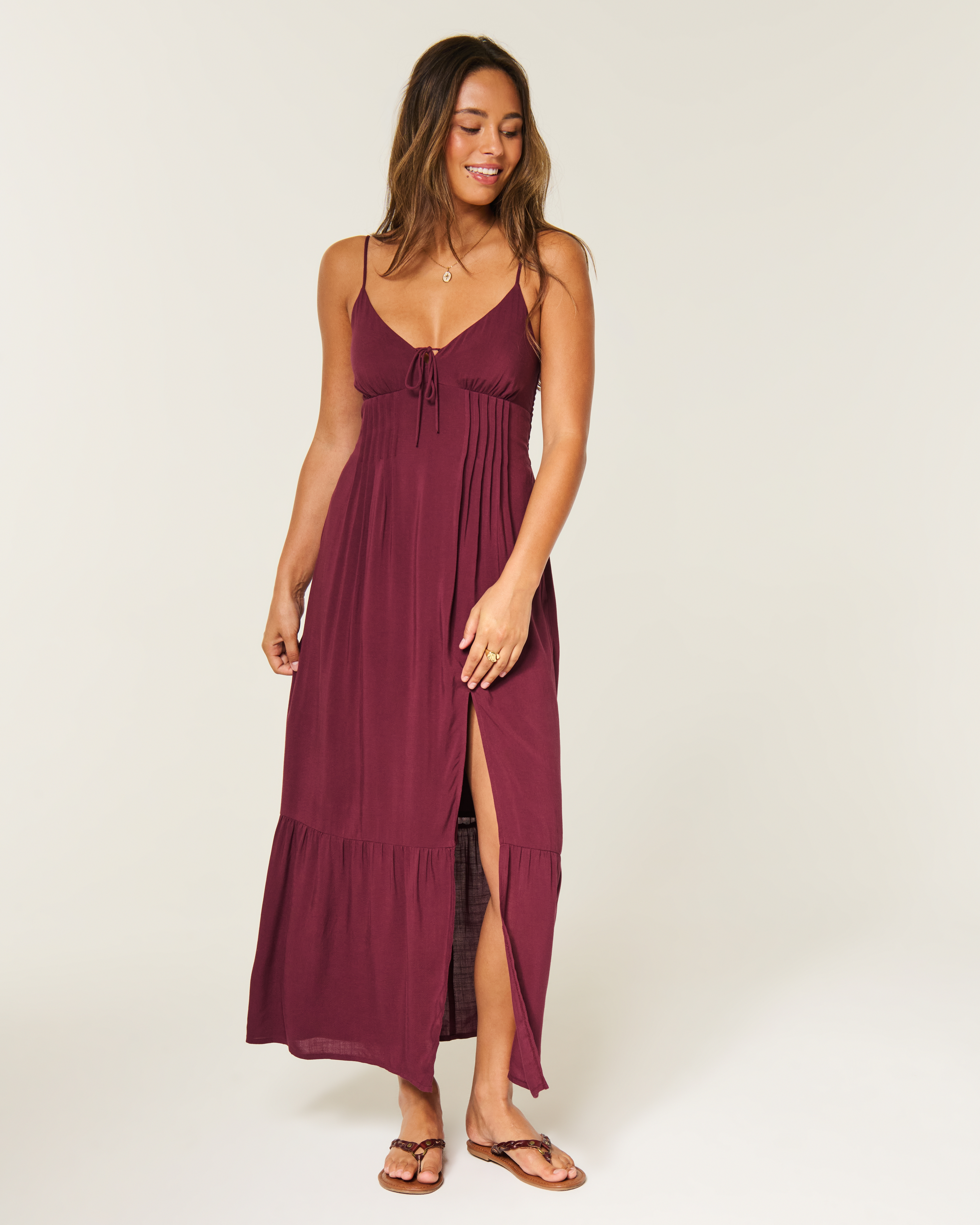 Женские платья Hollister Pintuck Maxi Dress — фото 2