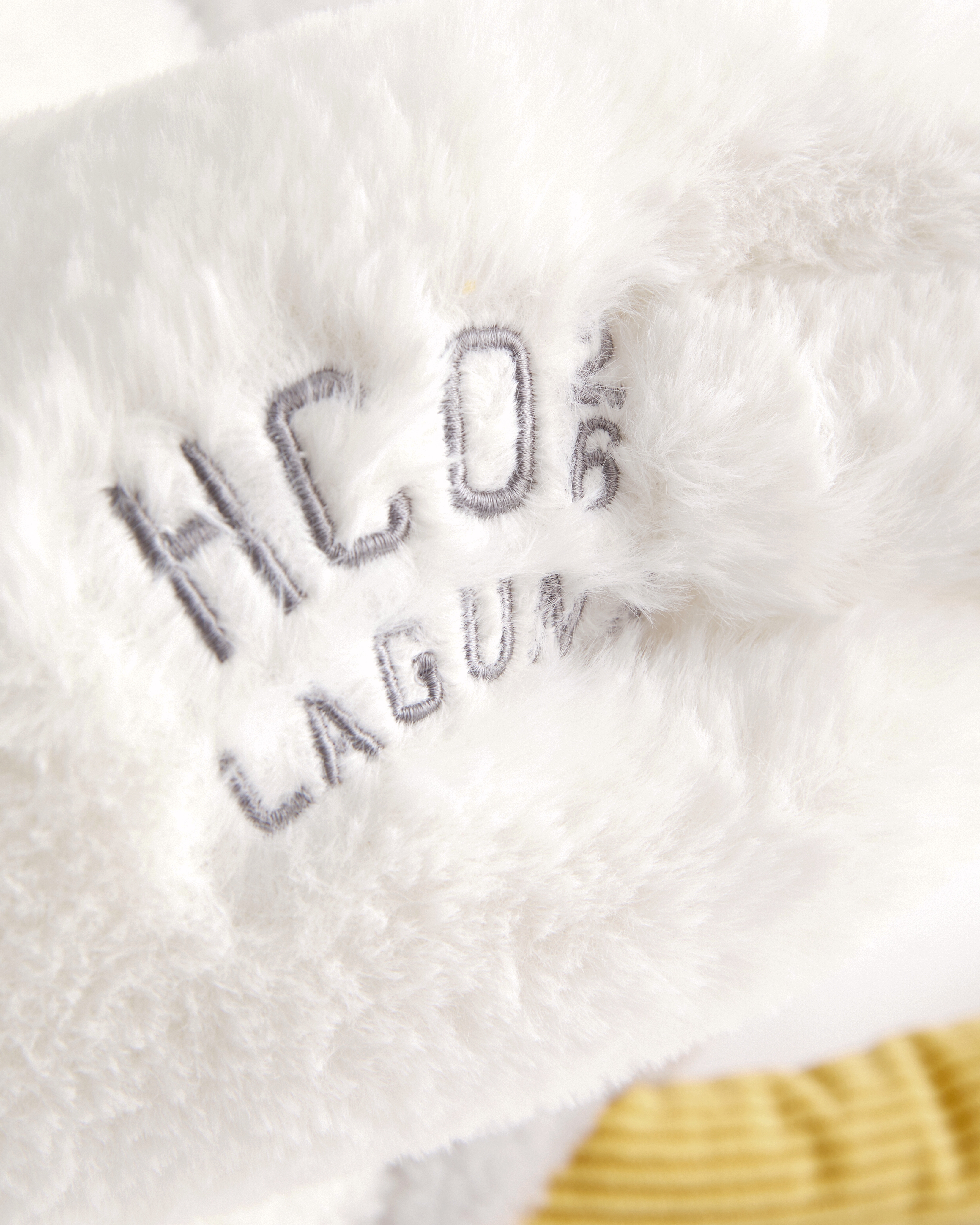 Женские мягкие игрушки Hollister x Target Pink Floral Bear Weighted Plush Throw Pillow — фото 2